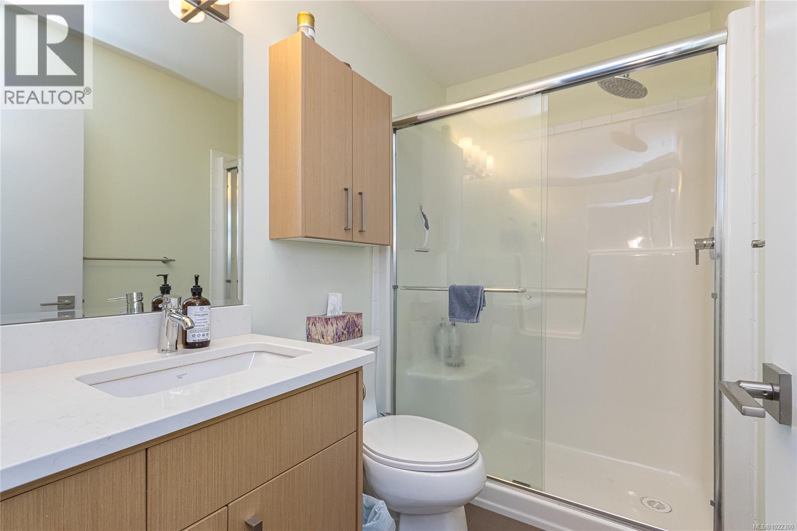 14 1900 Watkiss Way, View Royal