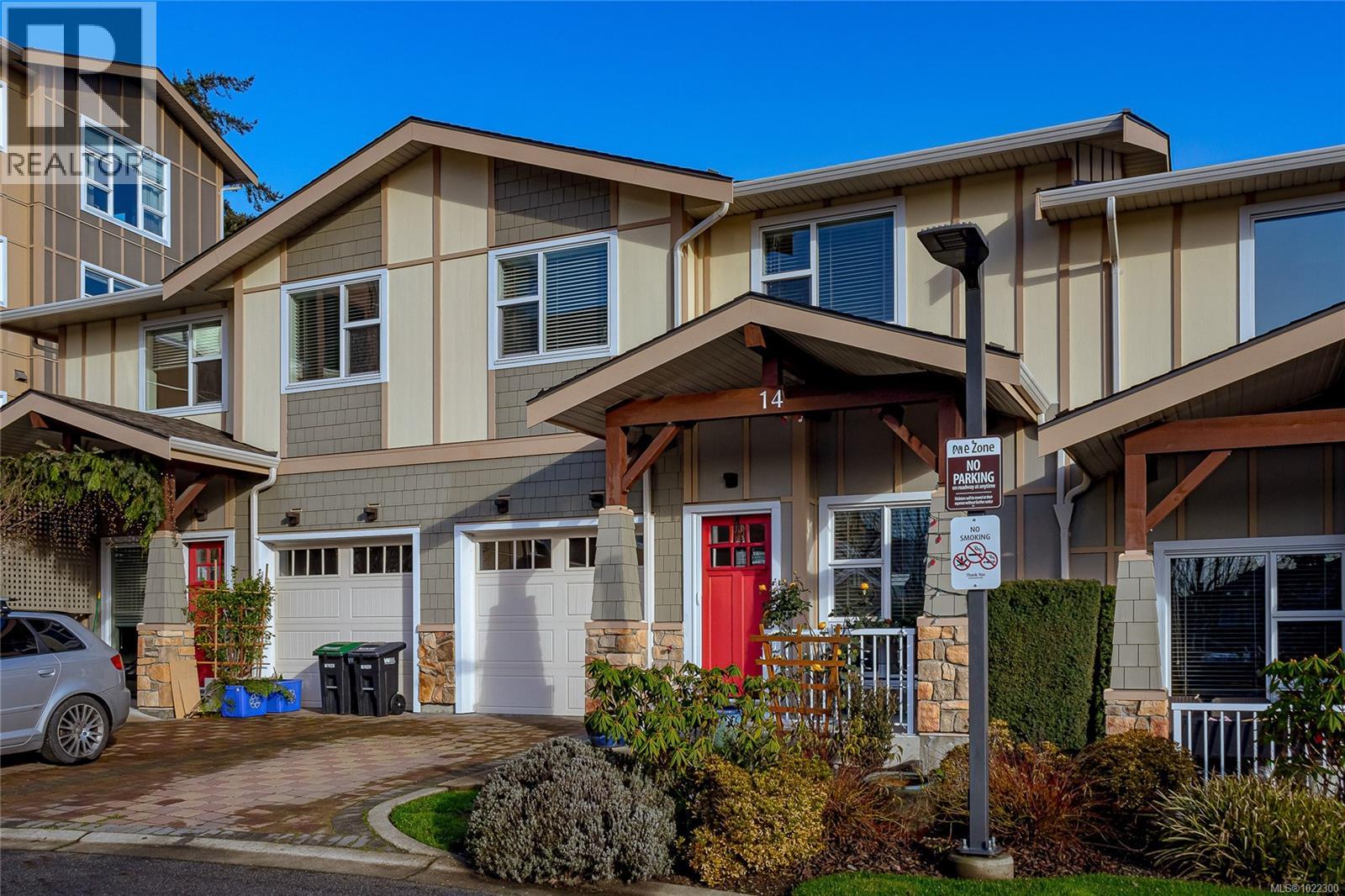 14 1900 Watkiss Way, View Royal