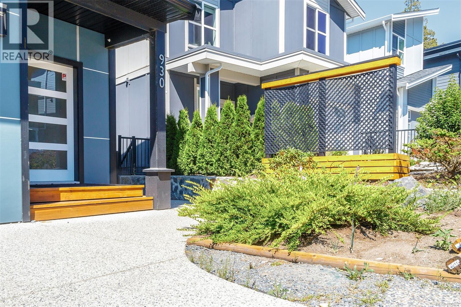 930 Peace Keeping Cres, Langford