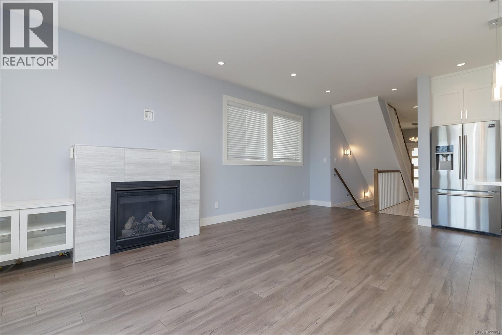 930 Peace Keeping Cres, Langford