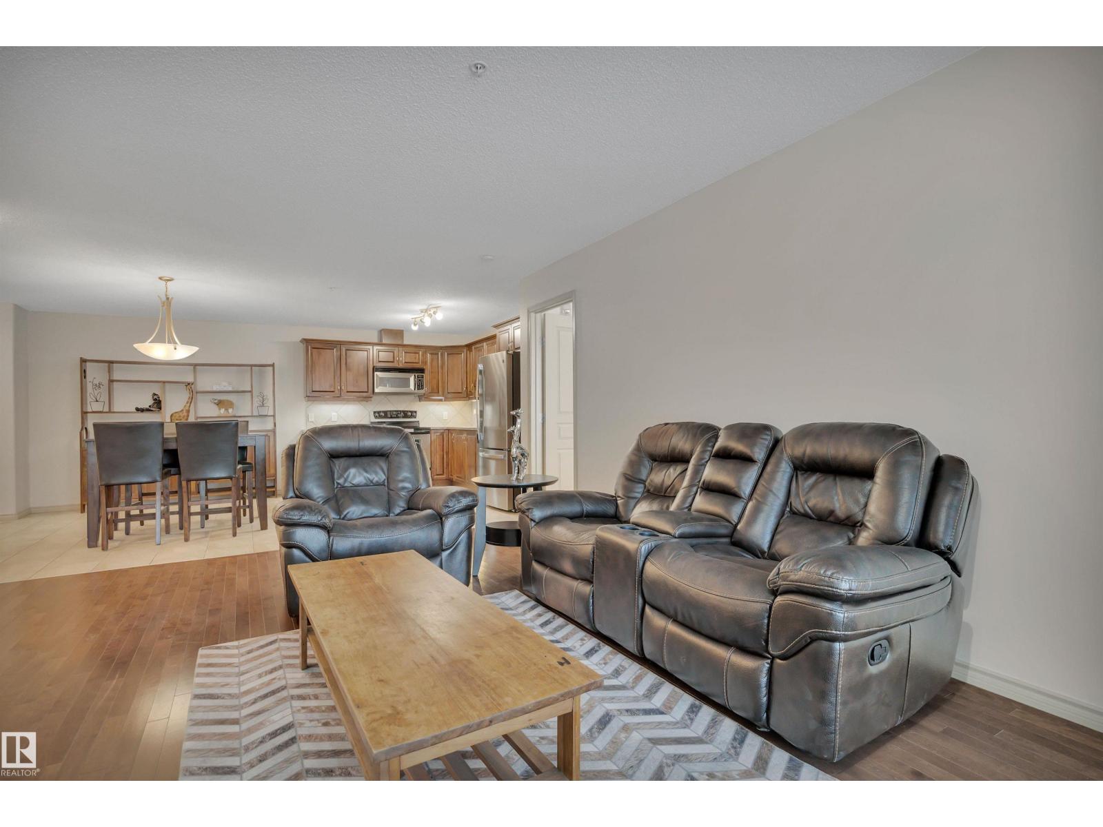 #119 16035 132 ST NW - 19