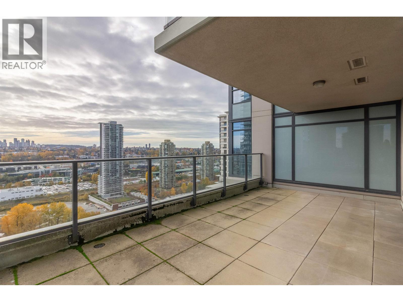 2302 2077 ROSSER AVENUE, Burnaby