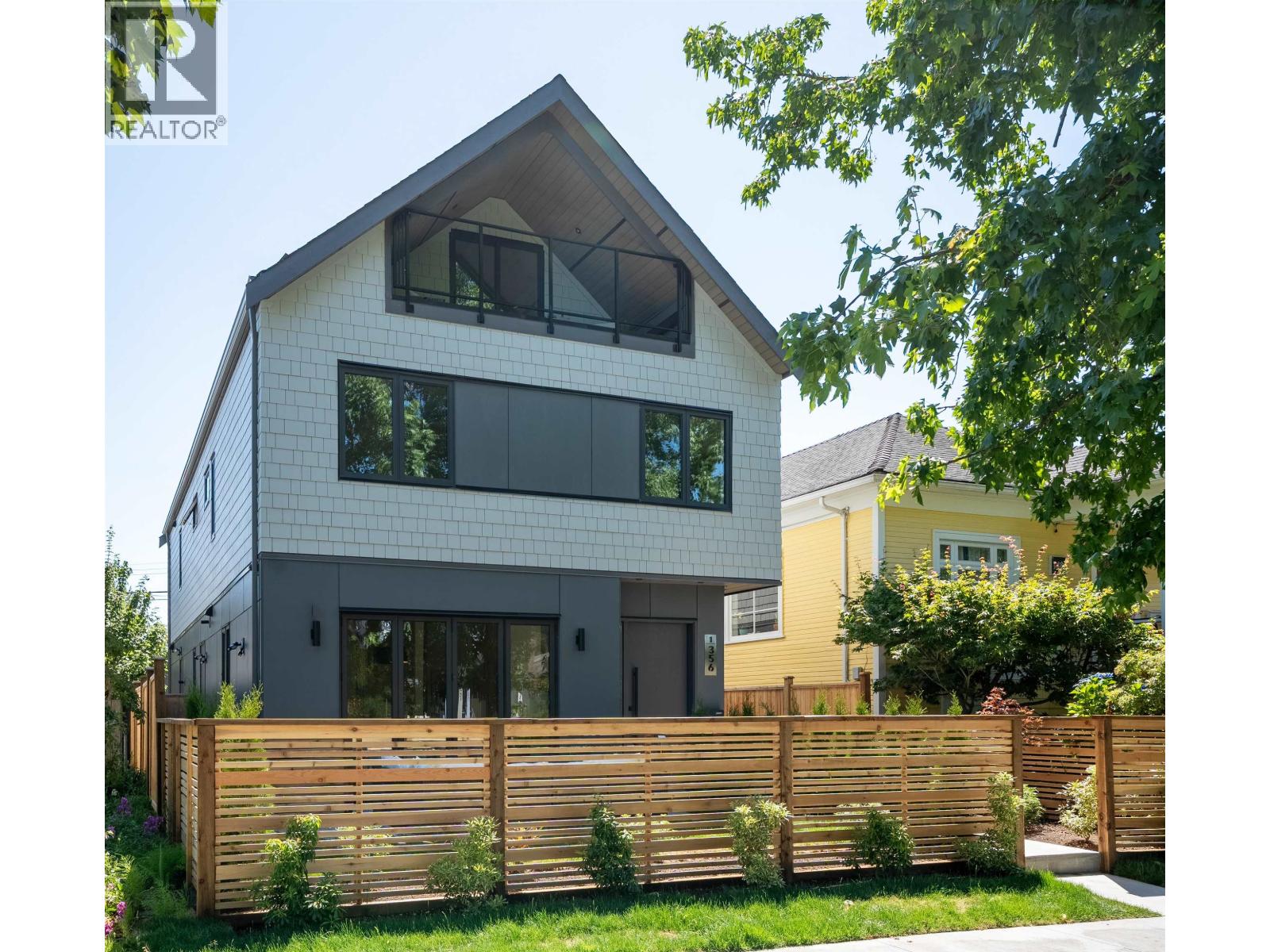 1 356 E 40TH AVENUE - Main photo, Vancouver, British Columbia