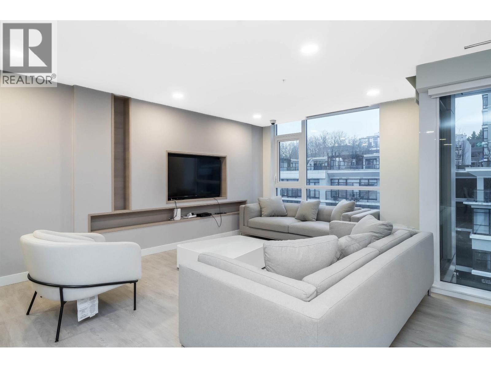 601 618 CARNARVON STREET, New Westminster