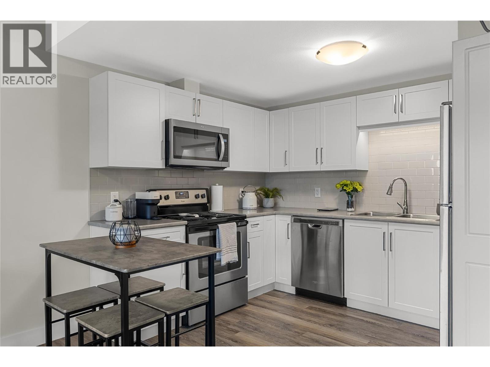  2573 Crown Crest Drive, West Kelowna