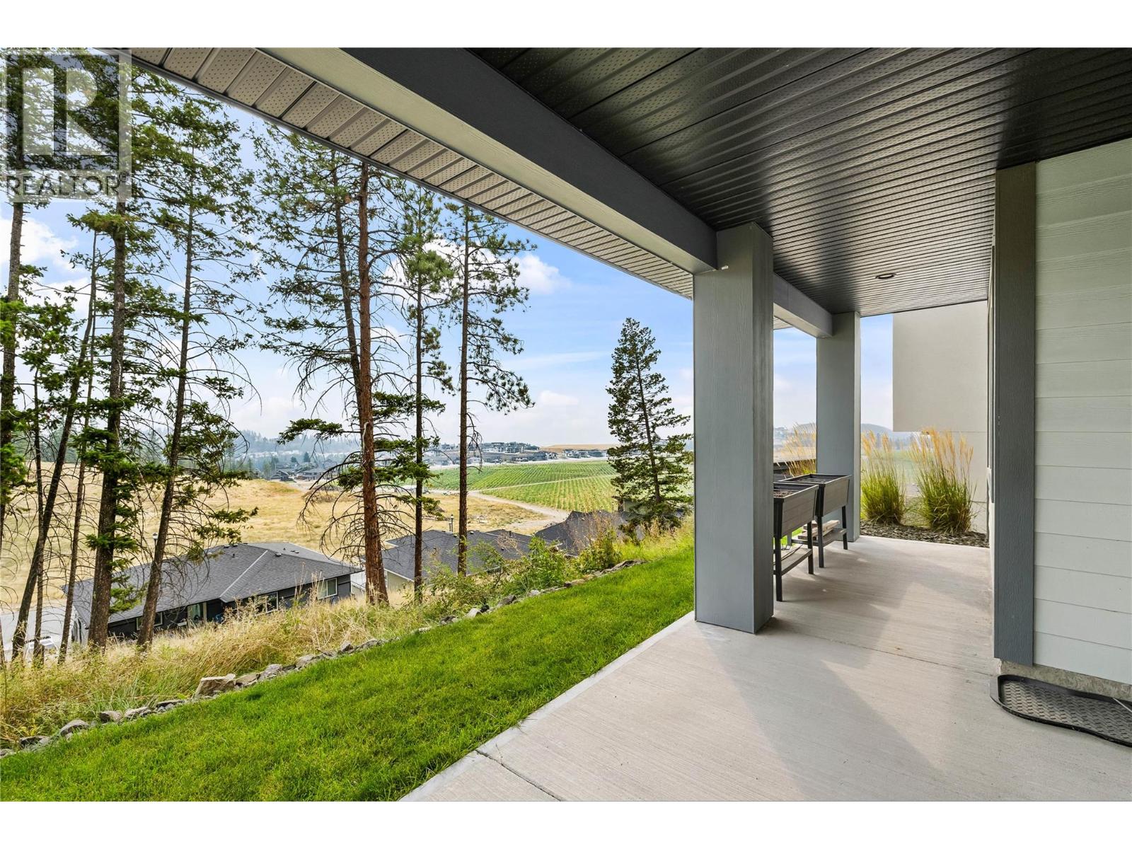  2573 Crown Crest Drive, West Kelowna