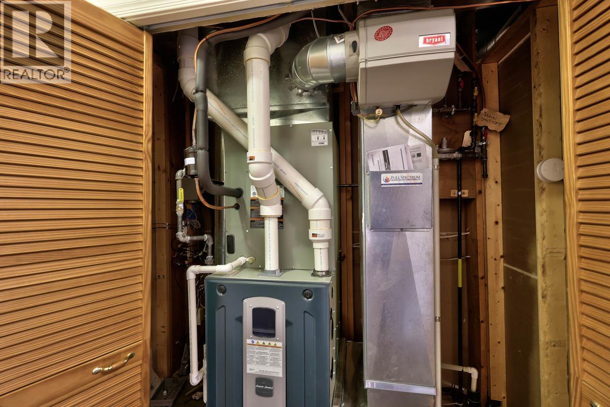 1828 NORVIEW PLACE - 57