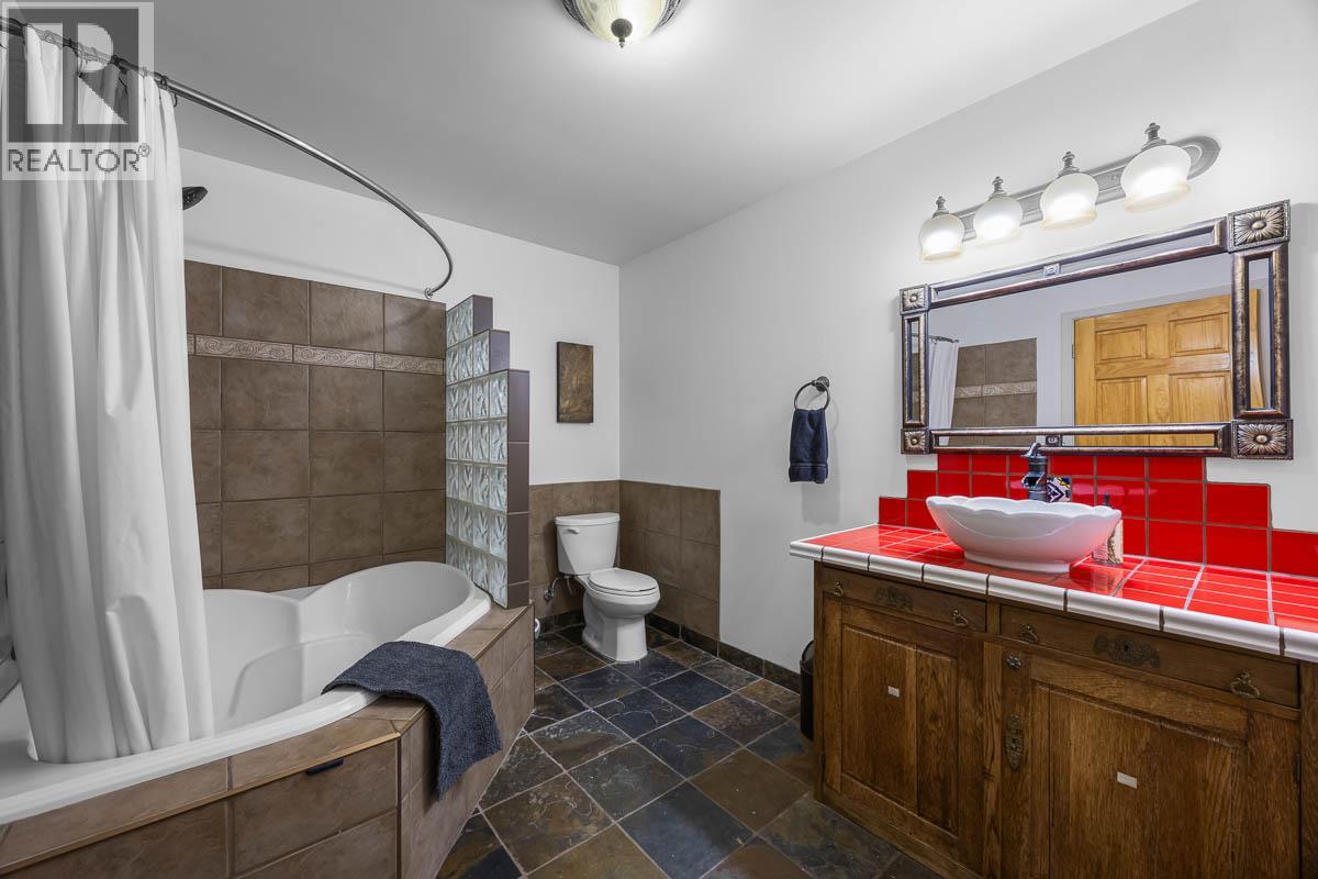 1828 NORVIEW PLACE - 55