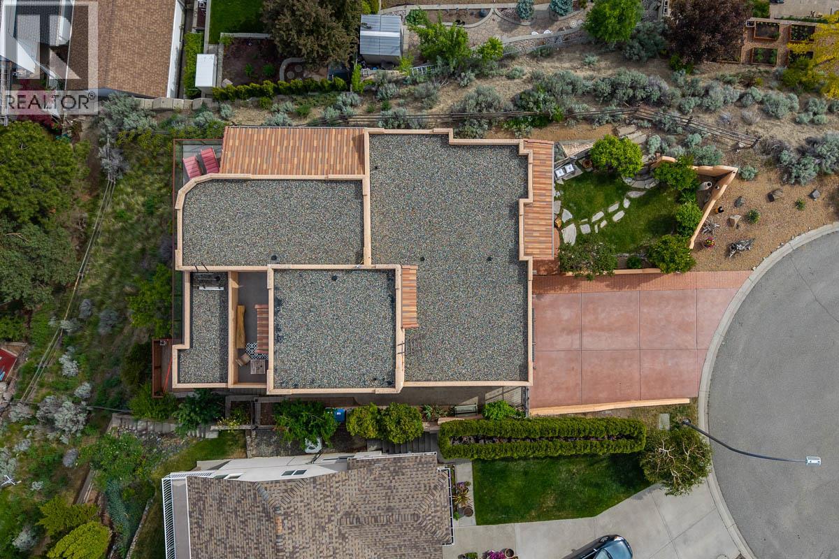 1828 NORVIEW PLACE - 73