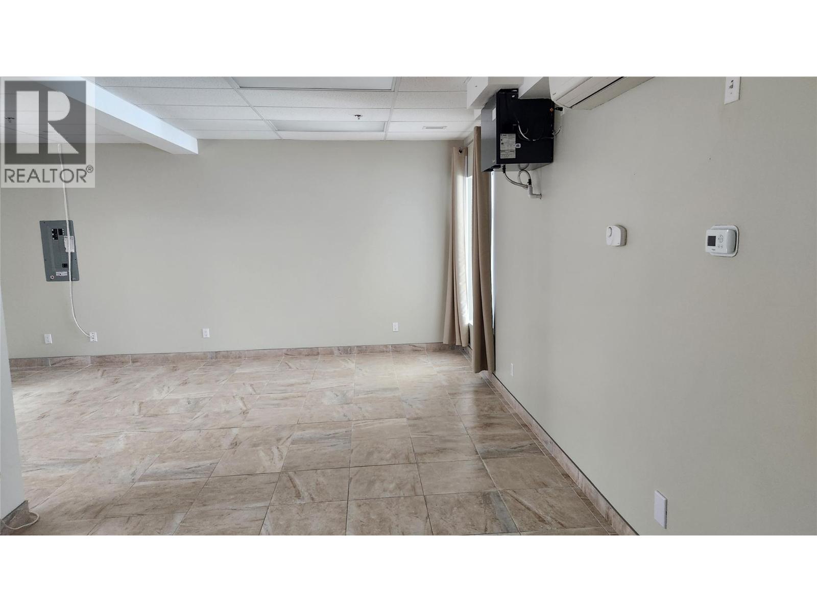 135 535 MAIN Street, Penticton