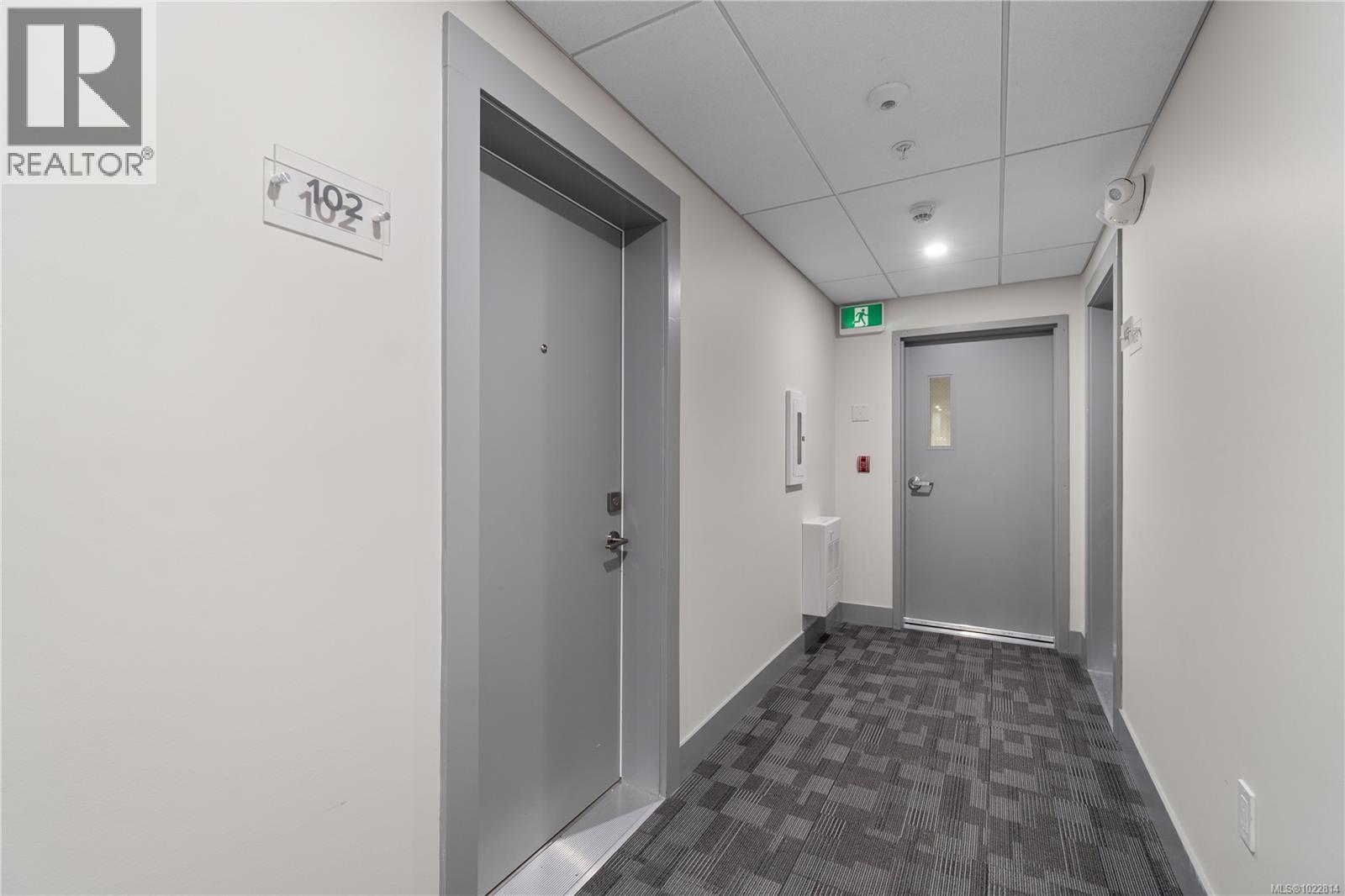 #102 45 Haliburton St - 17