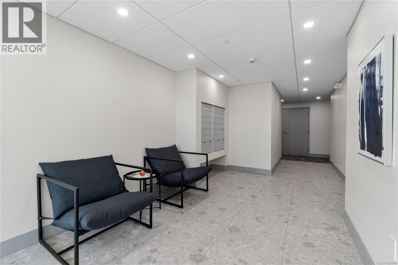 #102 45 Haliburton St - 19