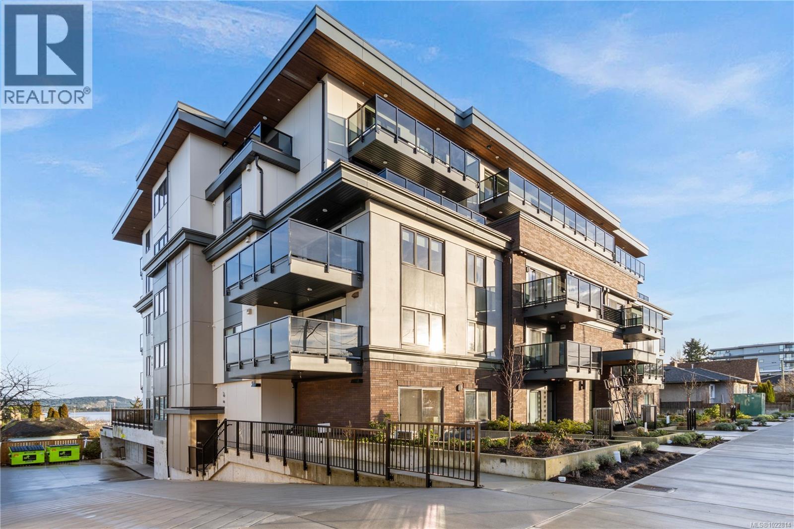 102 45 Haliburton St, Nanaimo