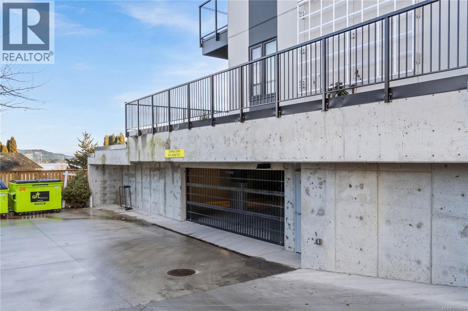 #102 45 Haliburton St - 23