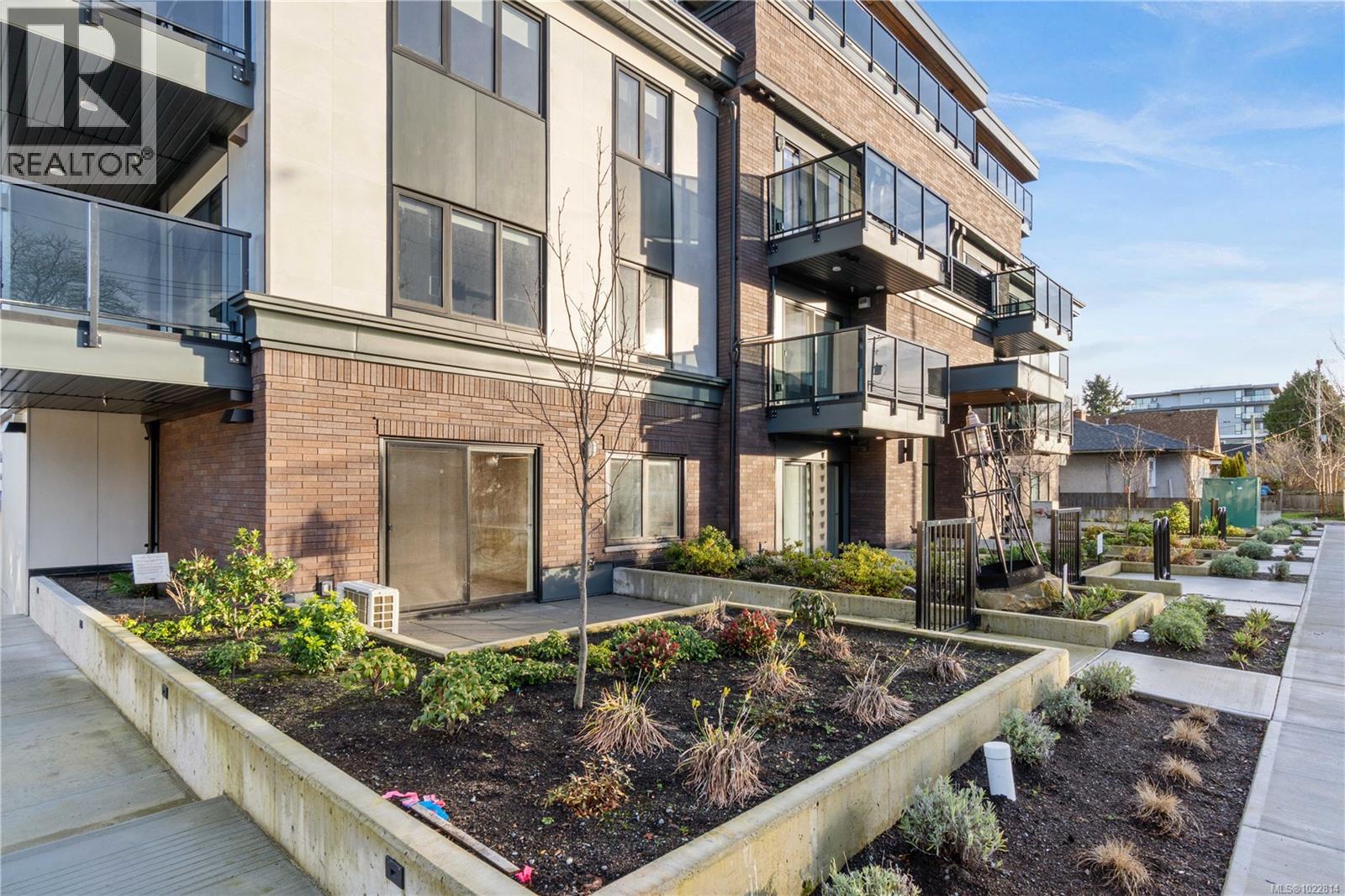 102 45 Haliburton St, Nanaimo