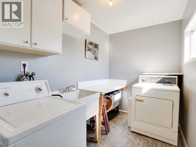 2039 MAIN STREET, Texada Island