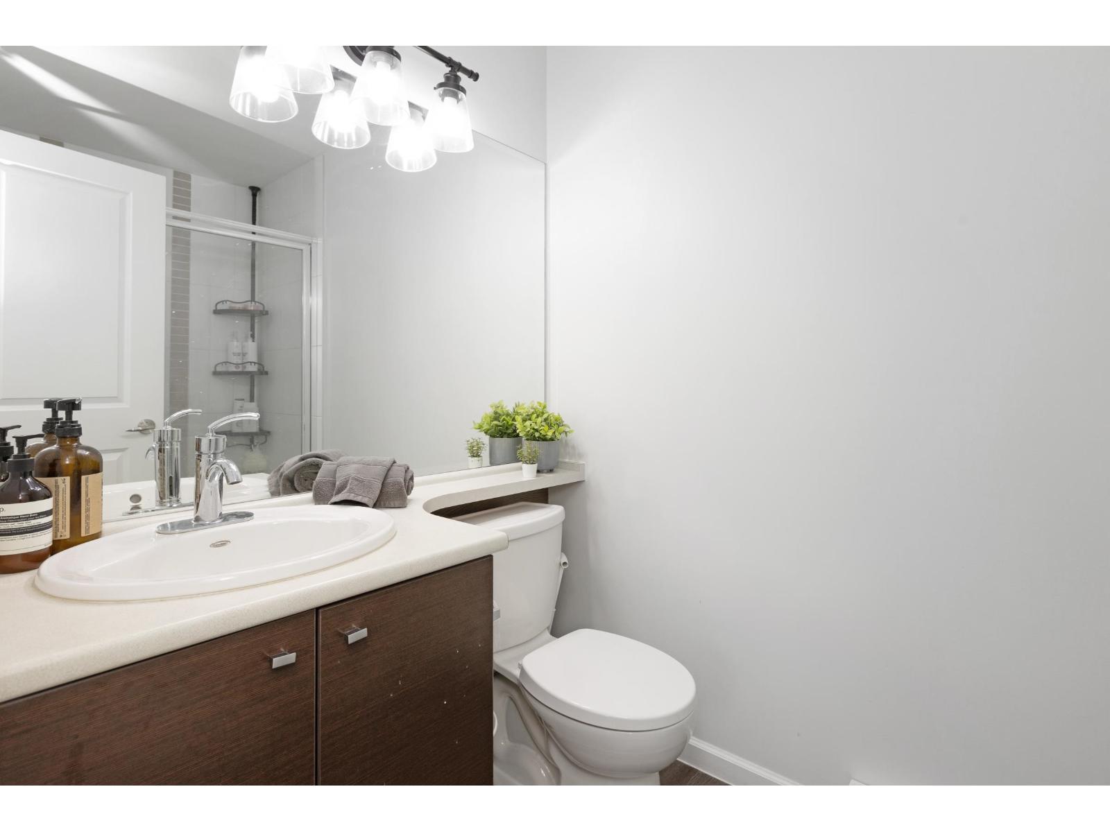 401 18755 68 AVENUE, Surrey