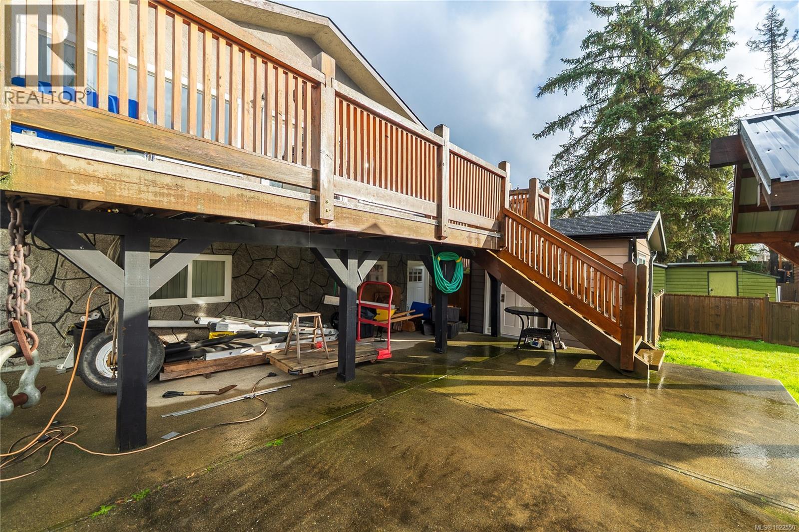 847 Admirals Rd, Esquimalt