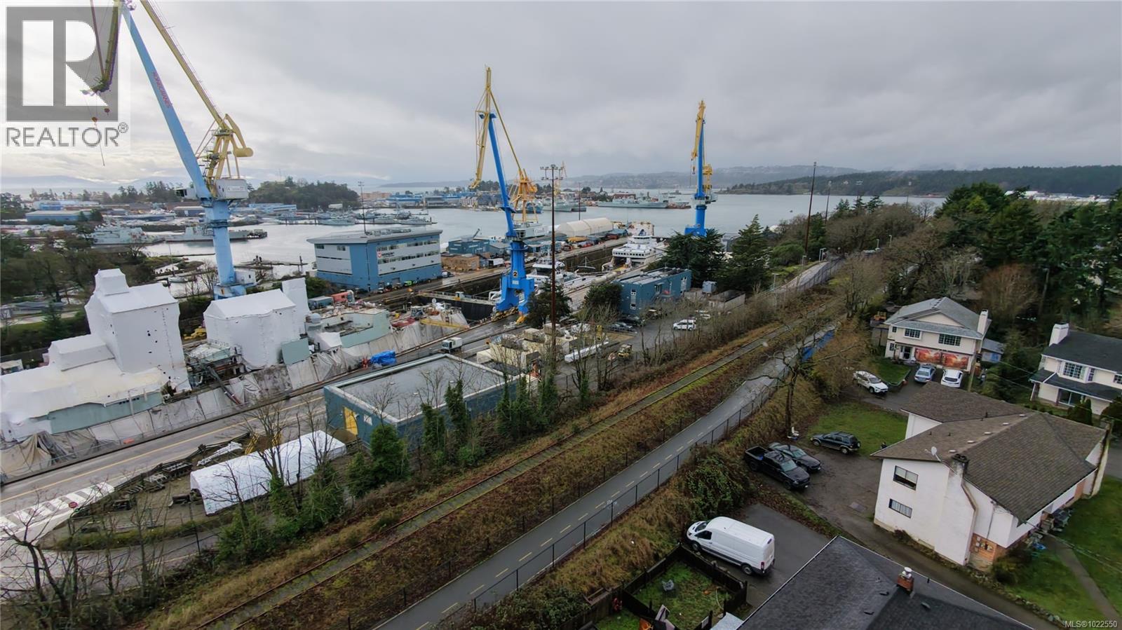 847 Admirals Rd, Esquimalt