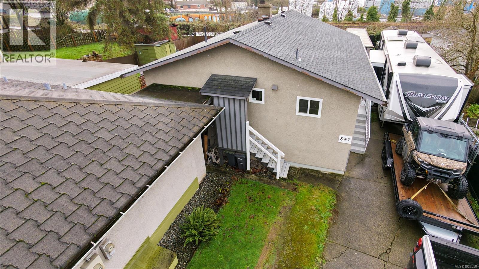 847 Admirals Rd - 35