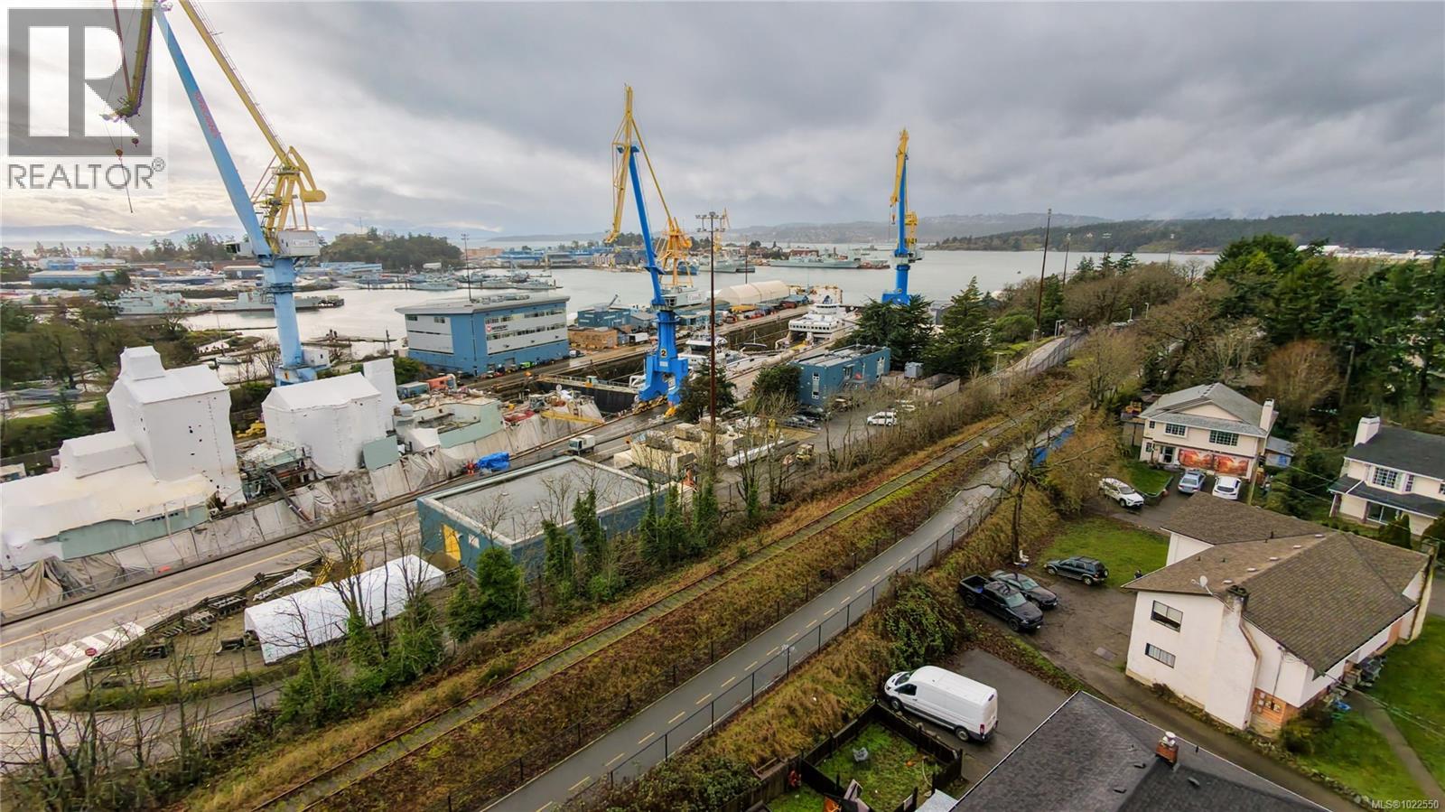 847 Admirals Rd, Esquimalt