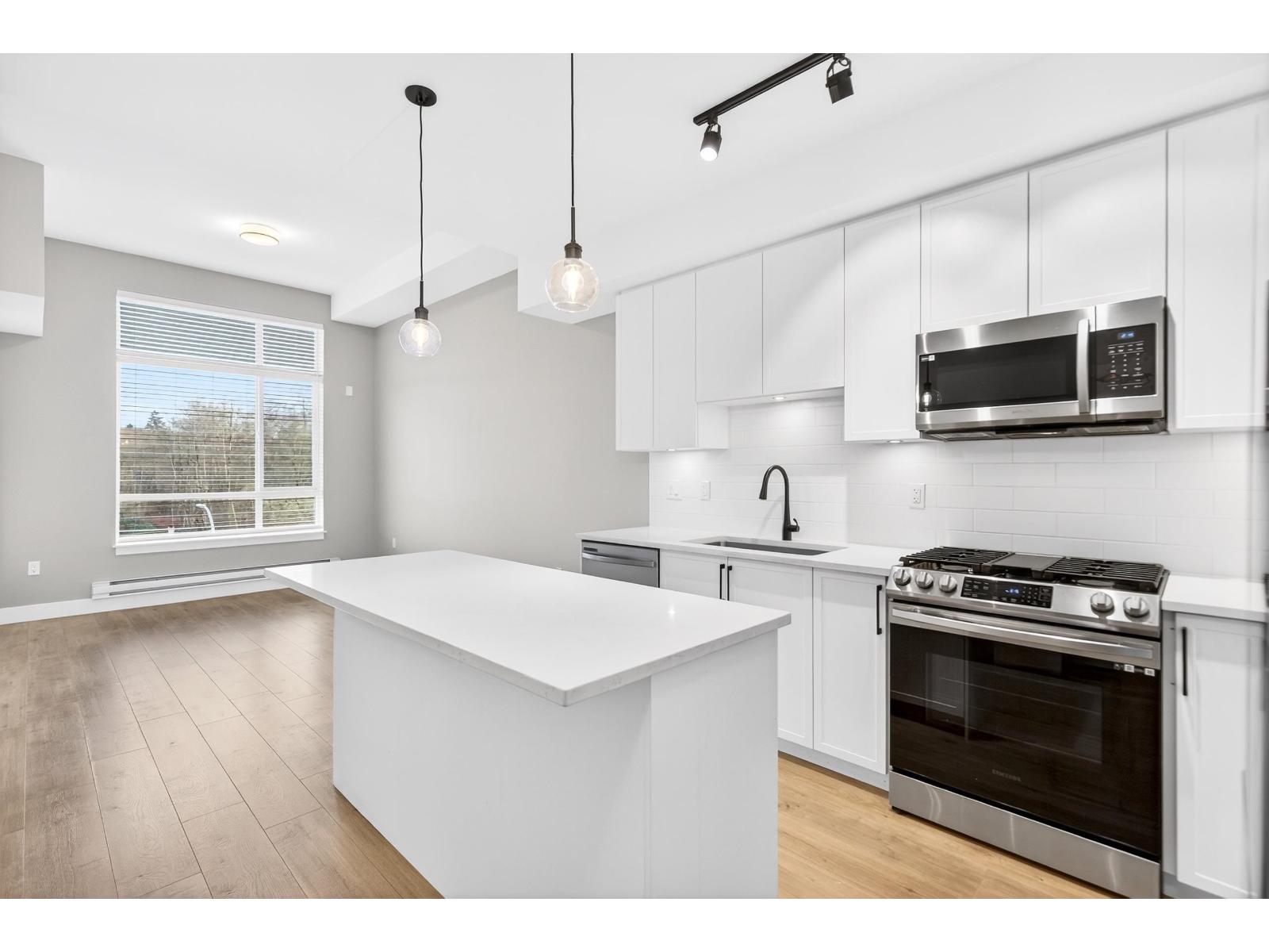 412 7506 199A STREET, Langley