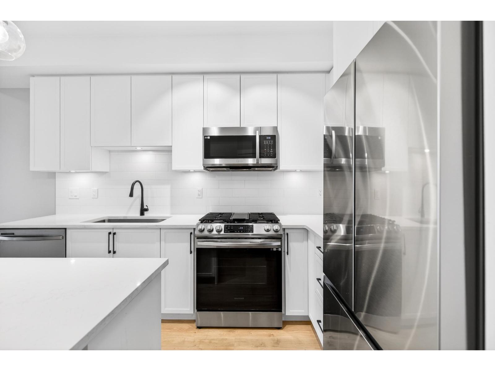 412 7506 199A STREET, Langley