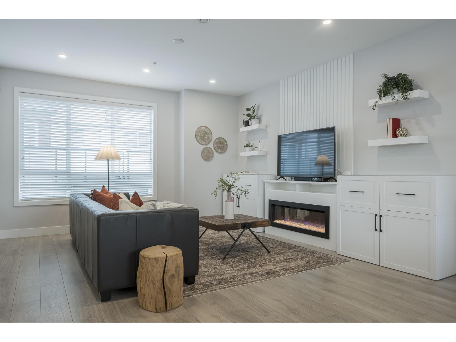 40 20155 84 AVENUE, Langley