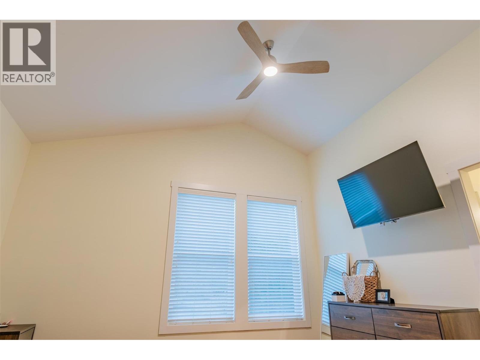 892 Waterloo Road, Castlegar