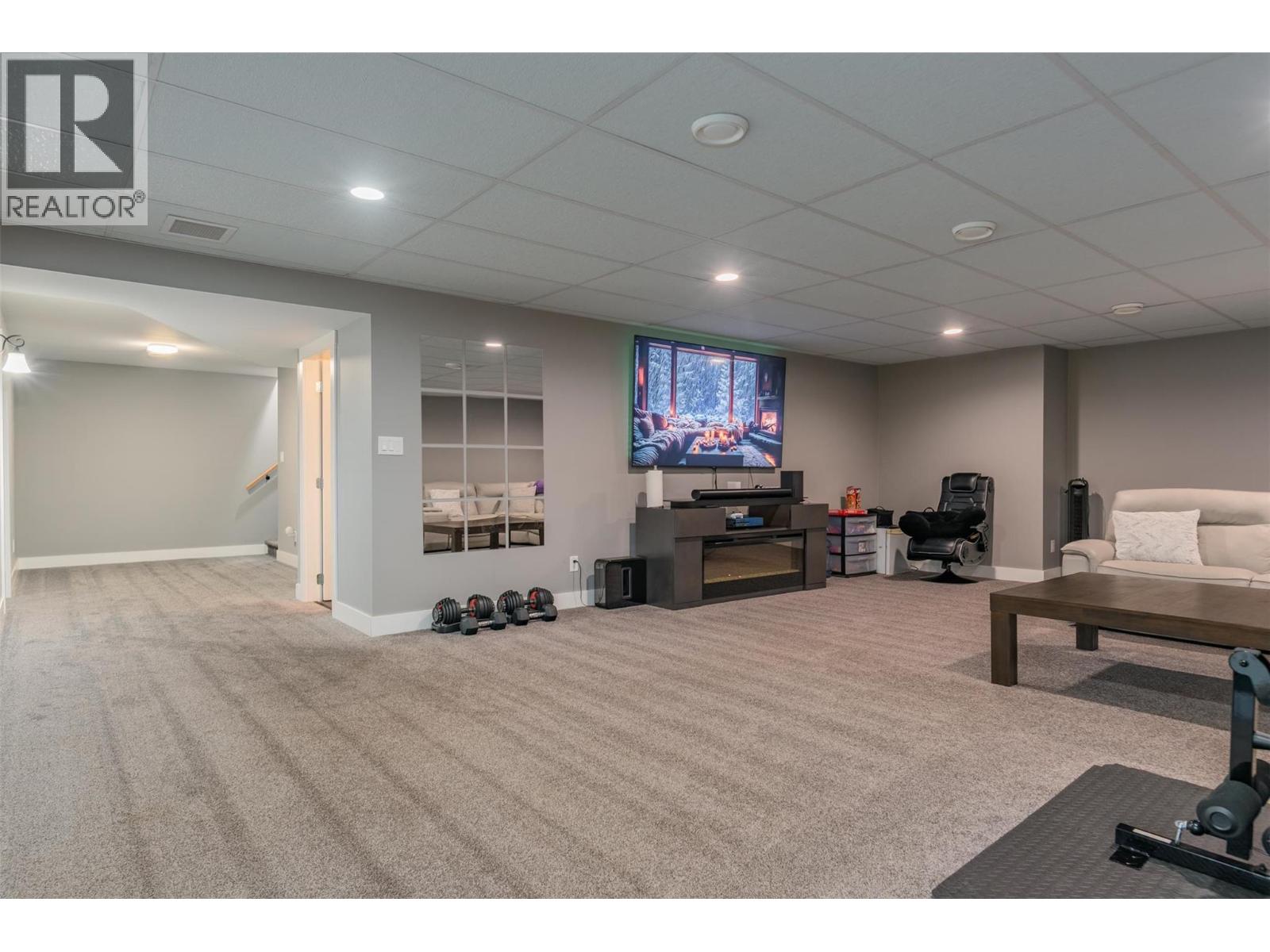 892 Waterloo Road, Castlegar