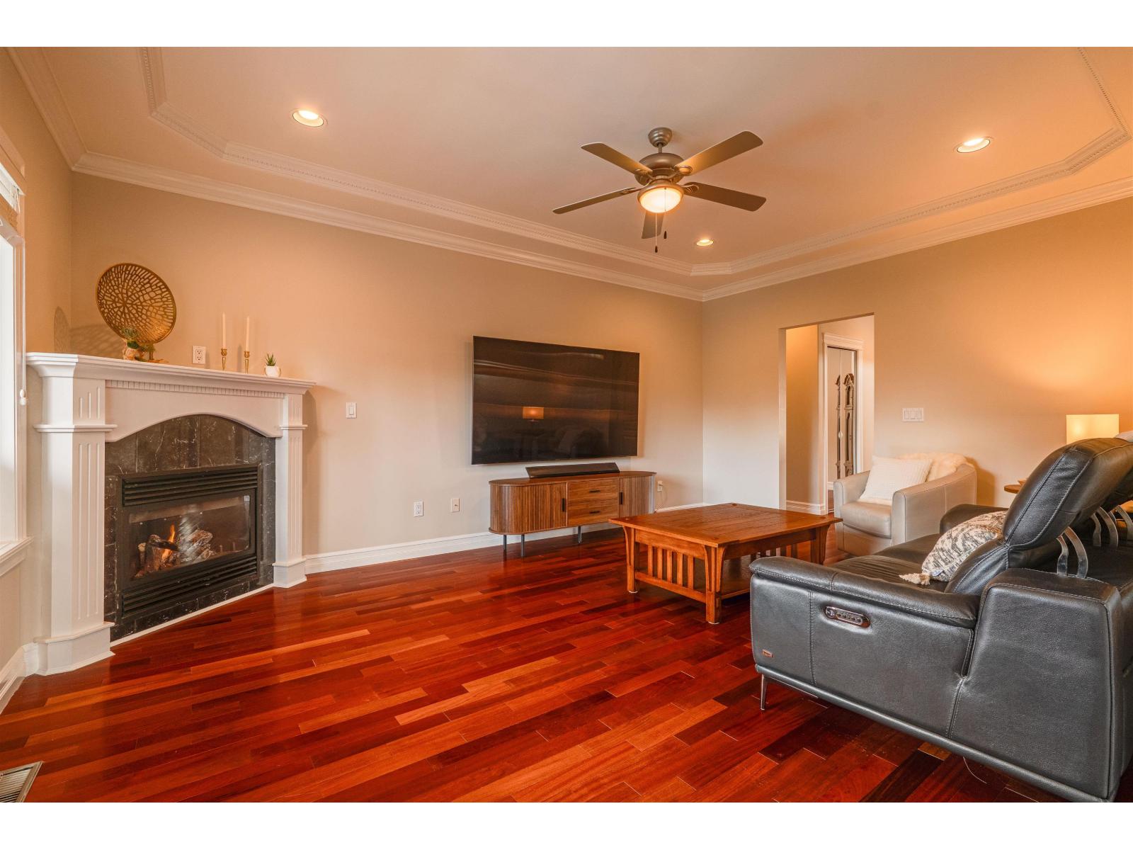 16453 61 AVENUE, Surrey