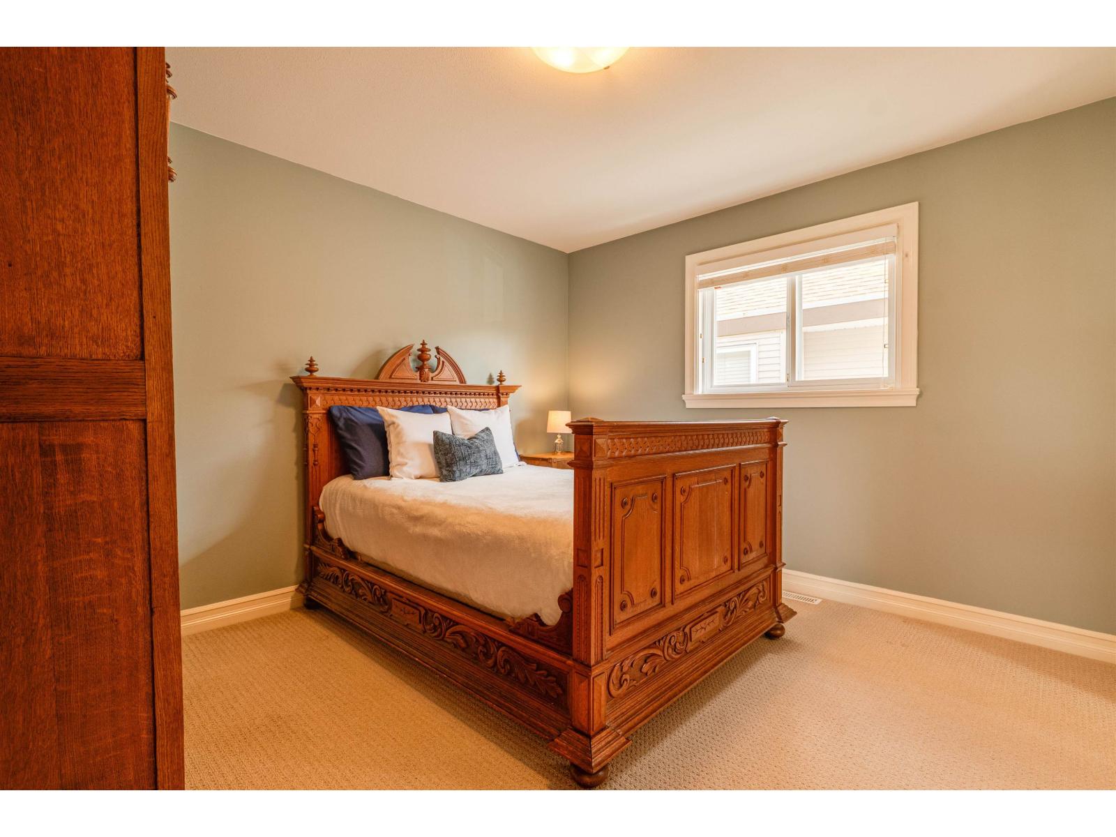 16453 61 AVENUE, Surrey