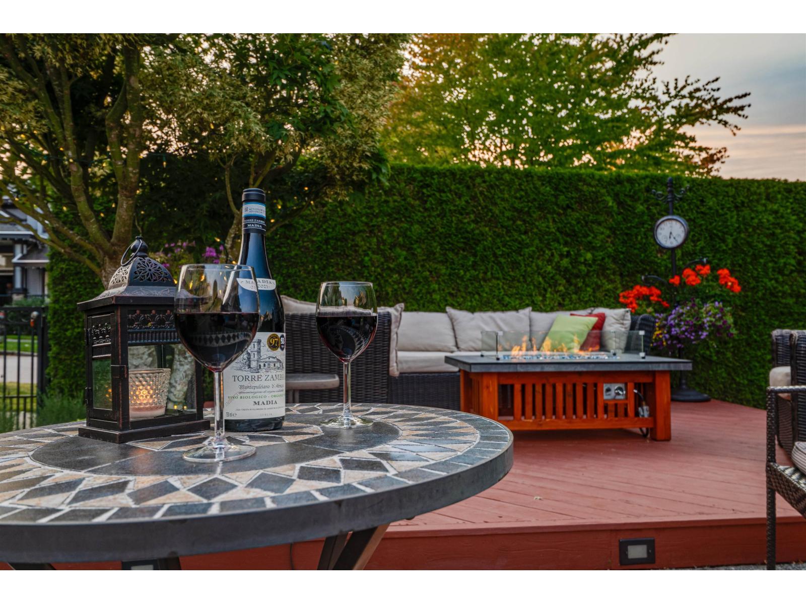 16453 61 AVENUE, Surrey