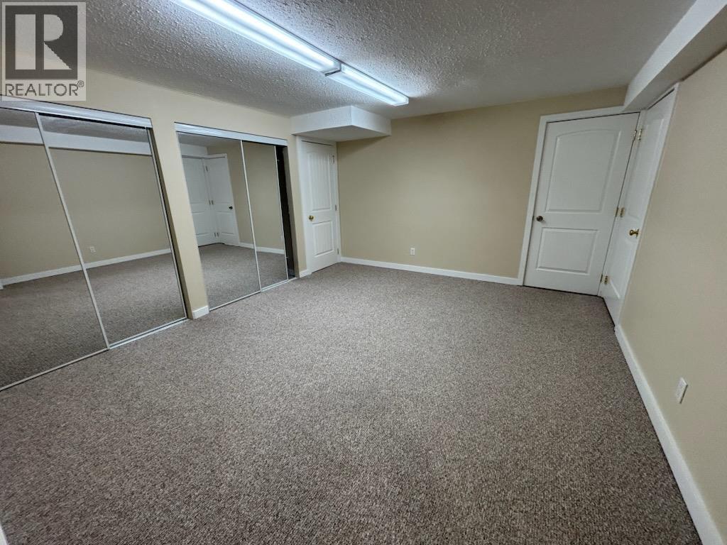 7437 Valley Heights Drive, Grand Forks