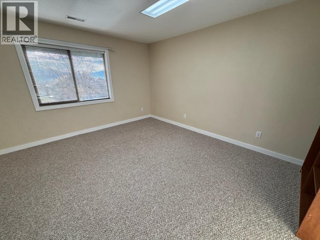 7437 Valley Heights Drive, Grand Forks