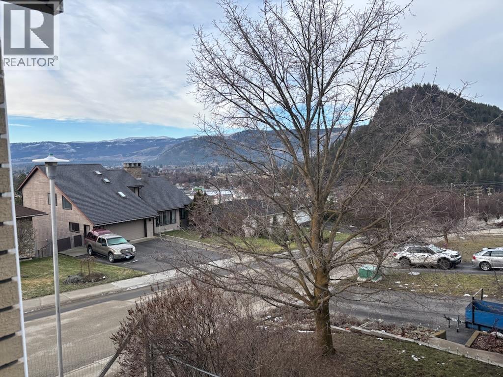 7437 Valley Heights Drive, Grand Forks