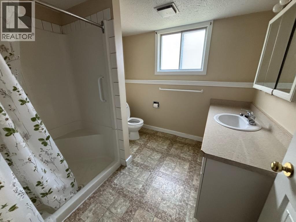 7437 Valley Heights Drive, Grand Forks