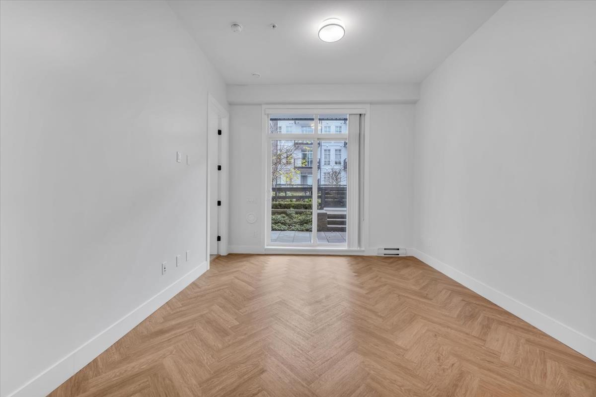 112 13929 105 BOULEVARD, Surrey