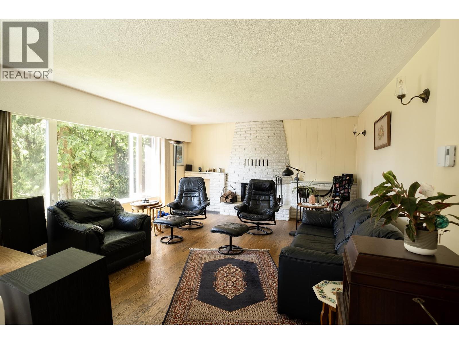 1238 GOWER POINT ROAD, Gibsons