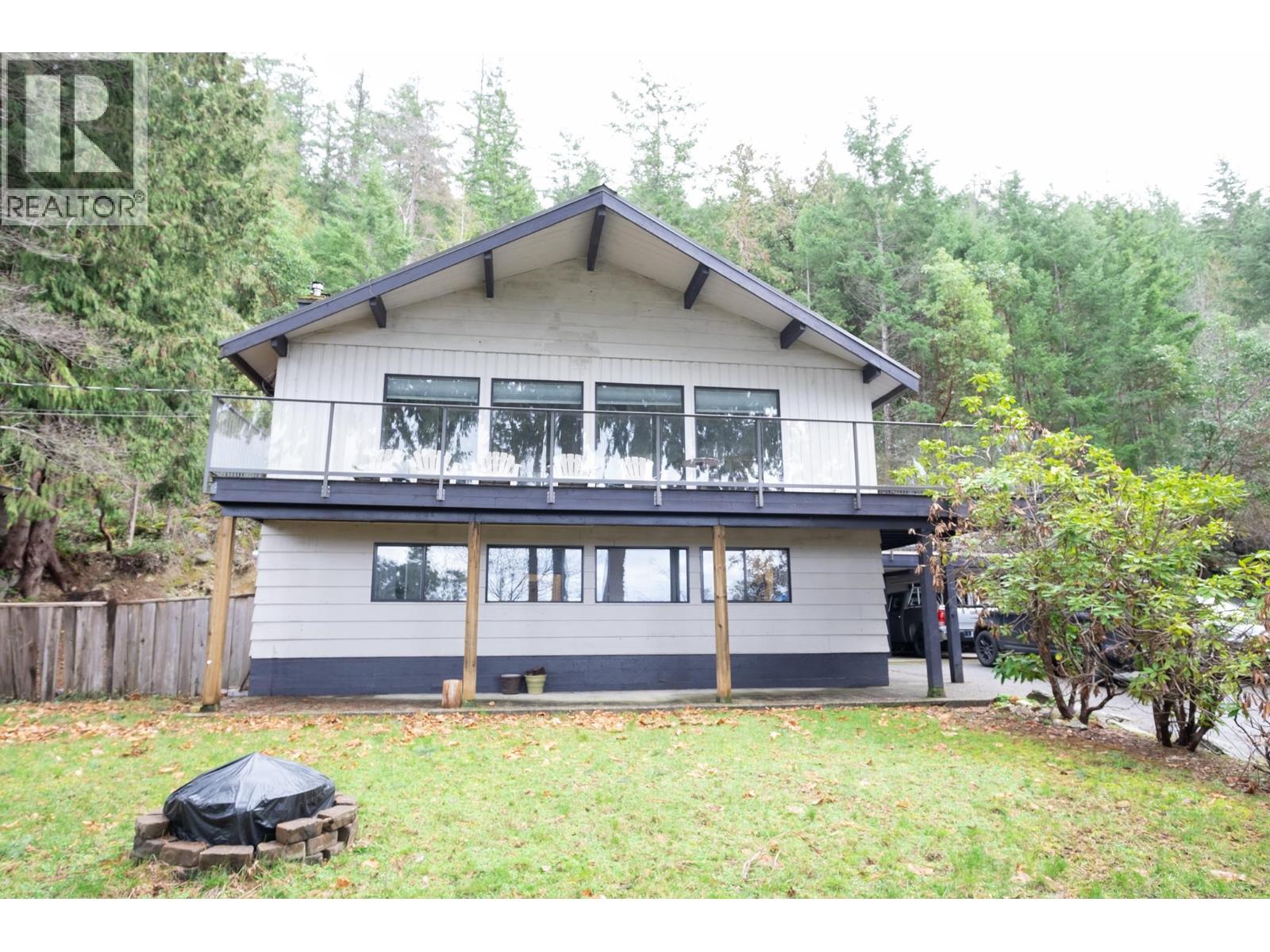 12870 DOGWOOD DRIVE, Pender Harbour