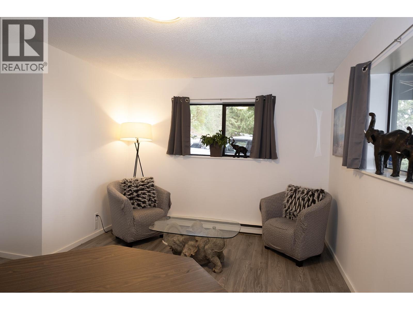 12870 DOGWOOD DRIVE, Pender Harbour