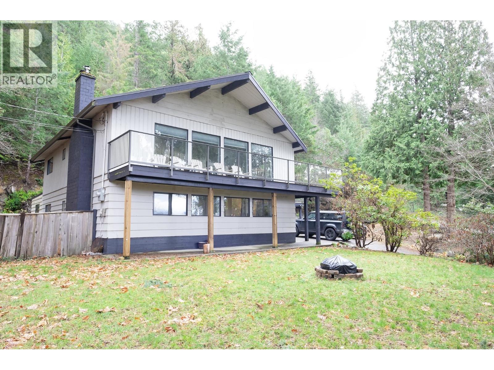 12870 DOGWOOD DRIVE, Pender Harbour