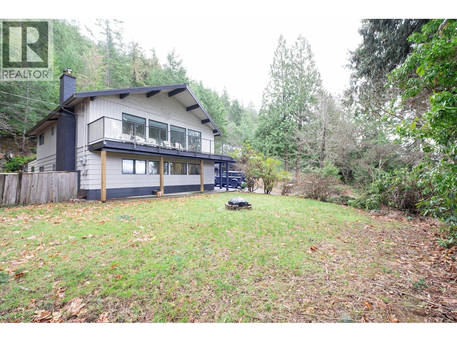 12870 DOGWOOD DRIVE, Pender Harbour