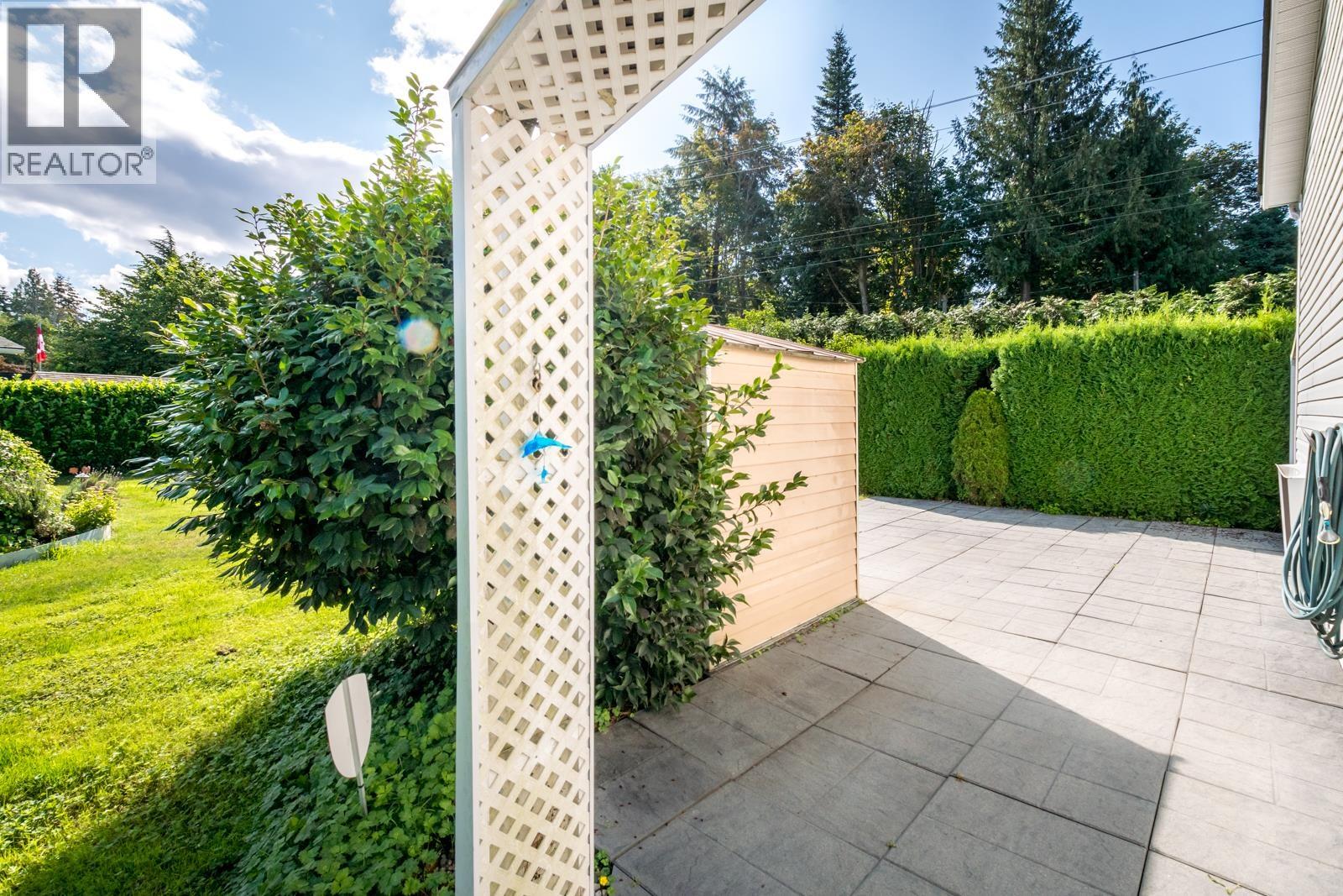 101 4510 SUNSHINE COAST HIGHWAY, Sechelt