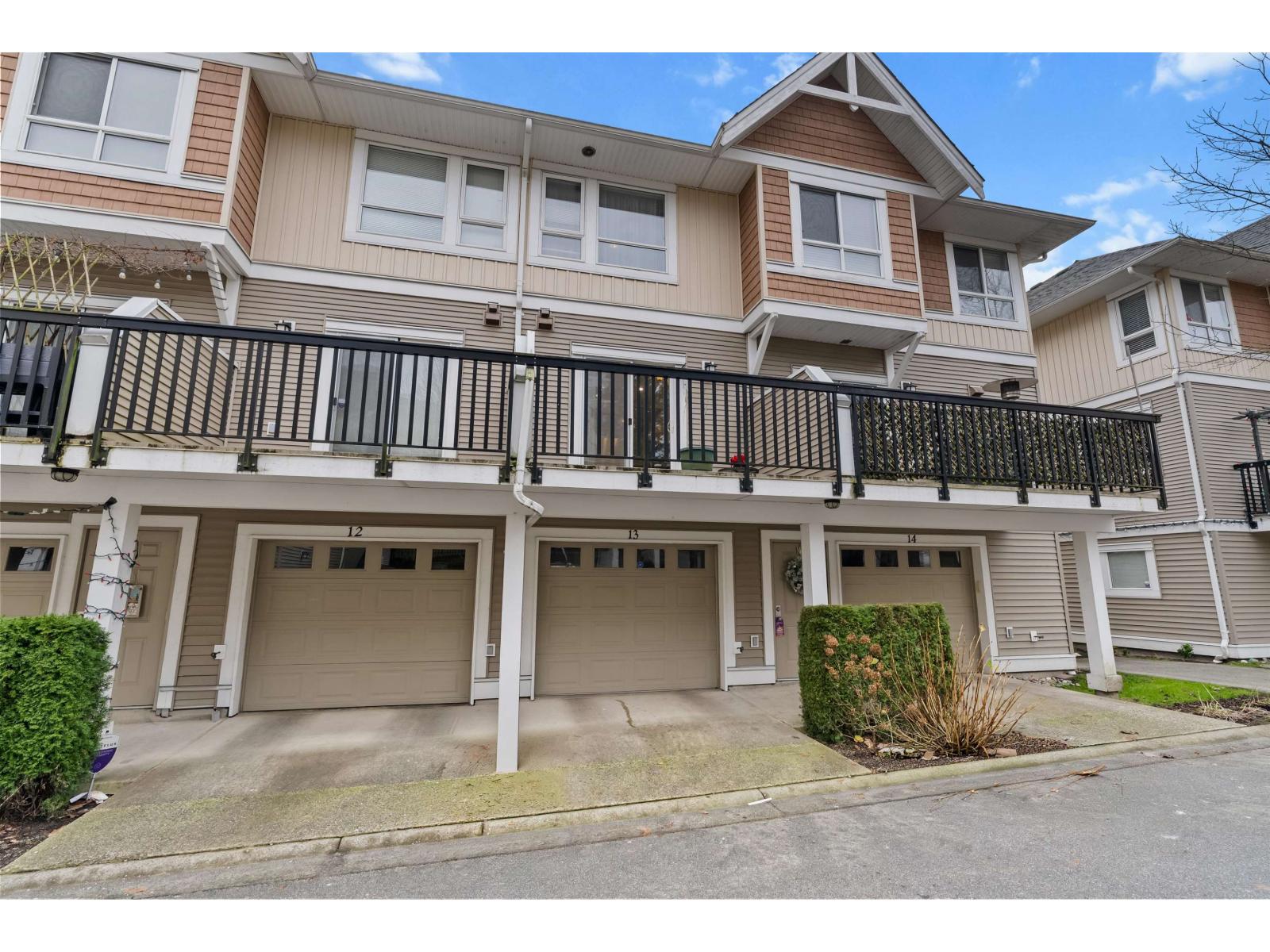 13 20159 68 AVENUE, Langley