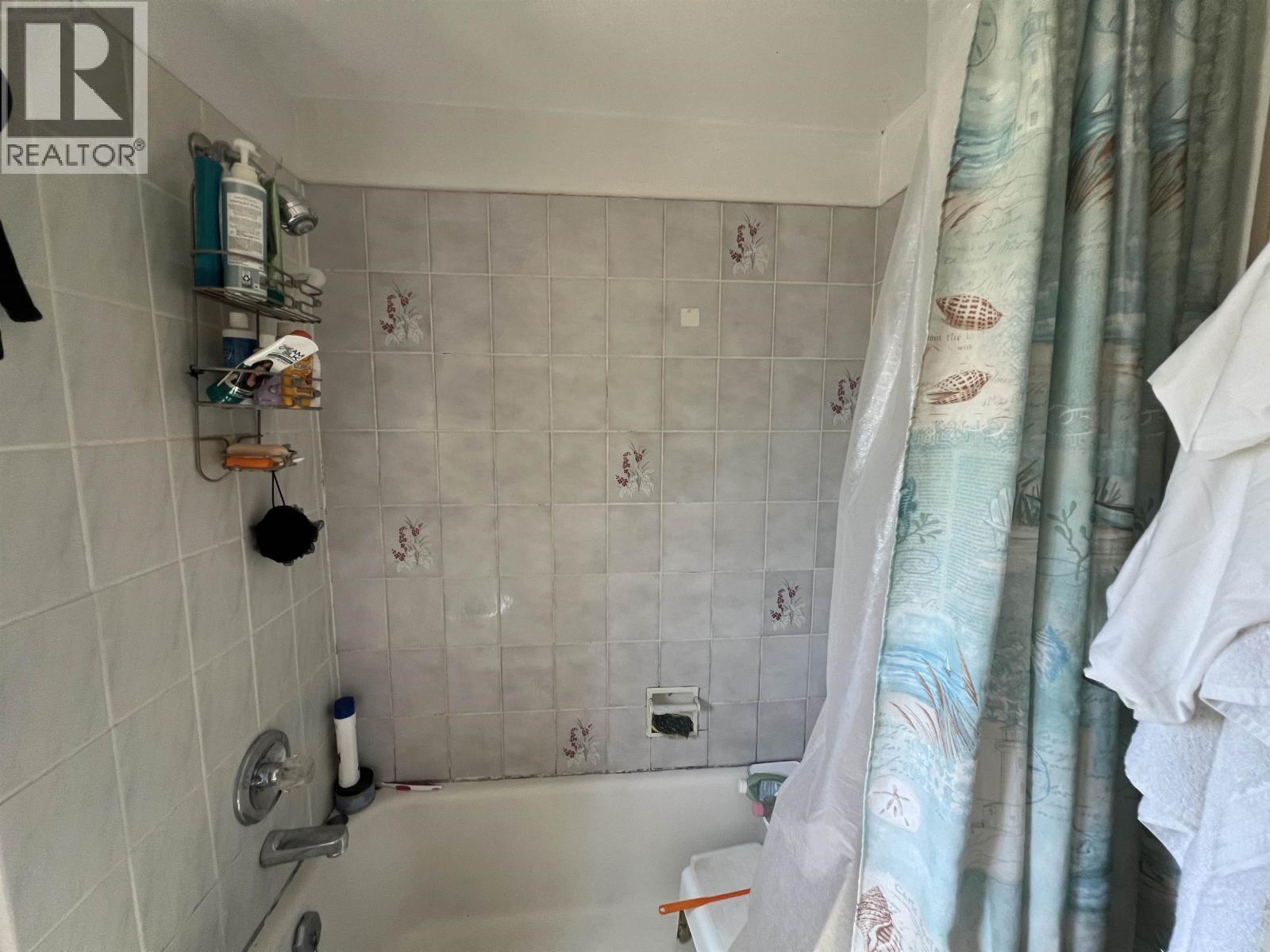 1224 SIXTH AVENUE, New Westminster