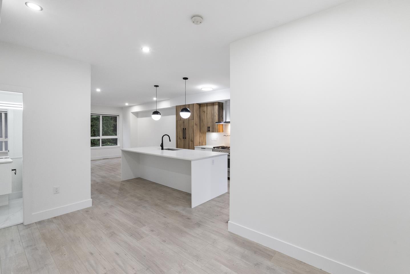 35 13895 64 AVENUE, Surrey