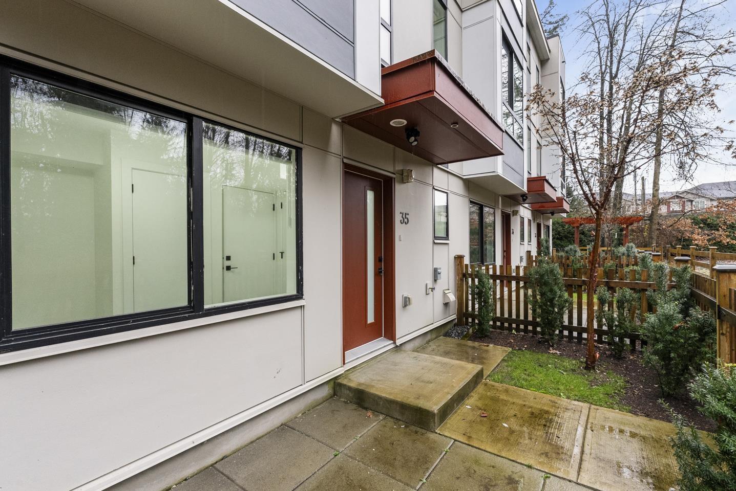 35 13895 64 AVENUE, Surrey