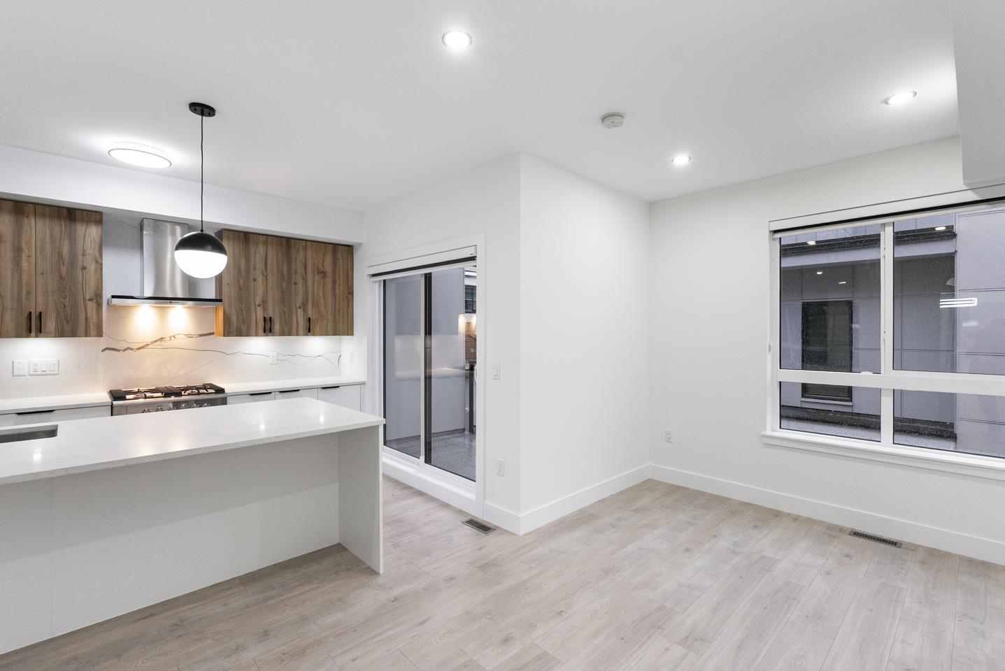 35 13895 64 AVENUE, Surrey