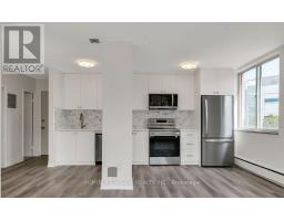 12 18 Kenrae Road, Toronto, ON M4G1Y1 Photo 10